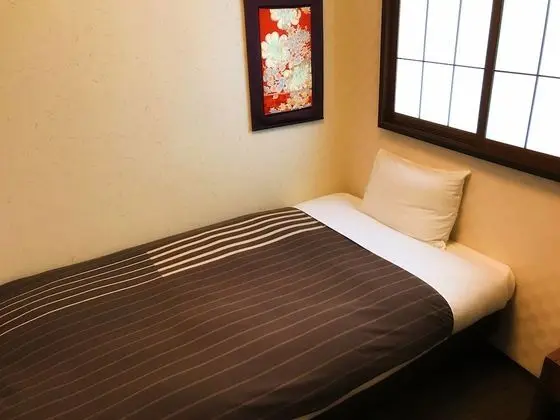 Tek Kişilik Oda (Private Bathroom)