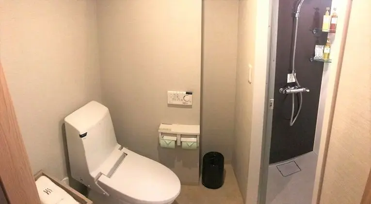Standard Tek Kişilik Oda, Sigara İçilebilir