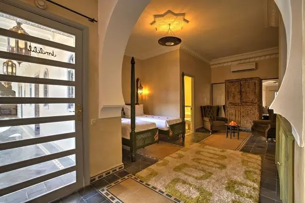 Superior Tek Büyük veya İki Ayrı Yataklı Oda