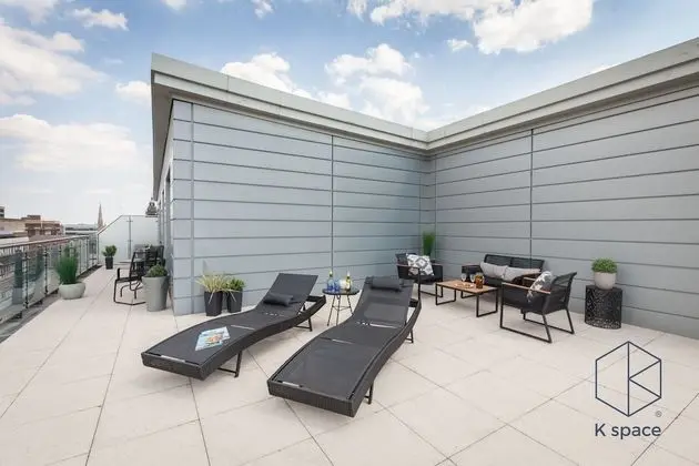 Executive Penthouse Studio