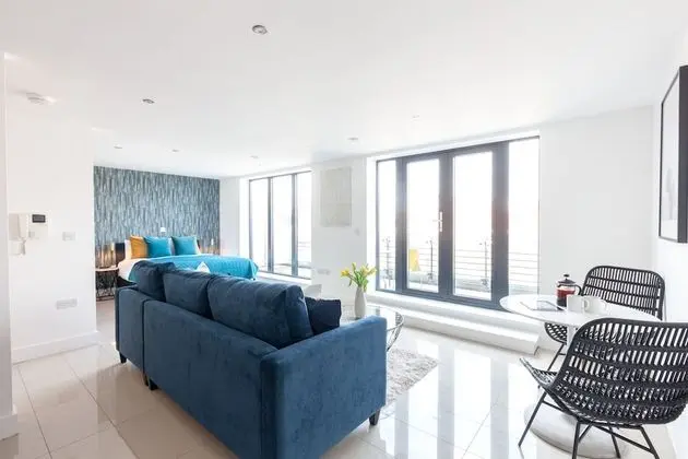 Executive Penthouse Studio