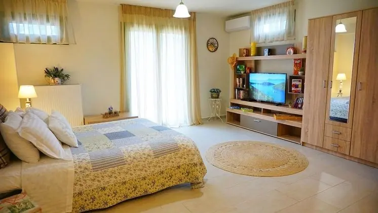 Villa (Athena)