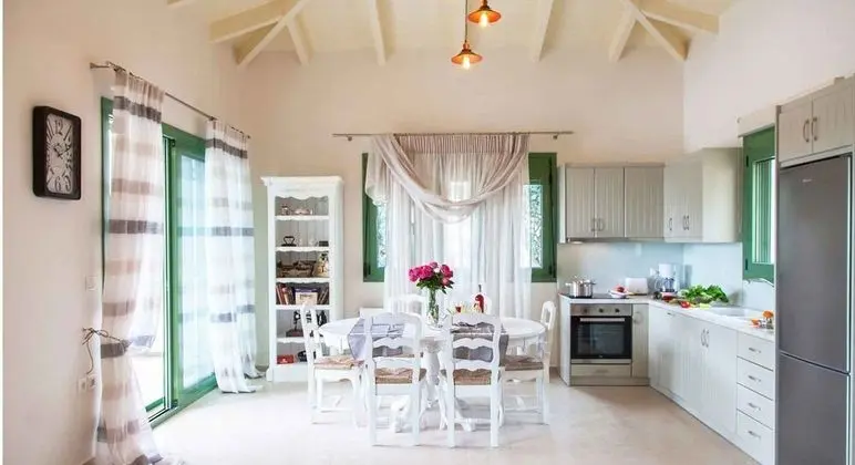 Villa (Daphne)