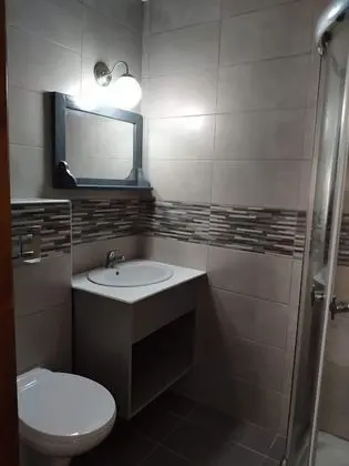 Junior Tek Büyük Yataklı Oda, 1 Yatak Odası, Teras, Kısmi Deniz Manzaralı