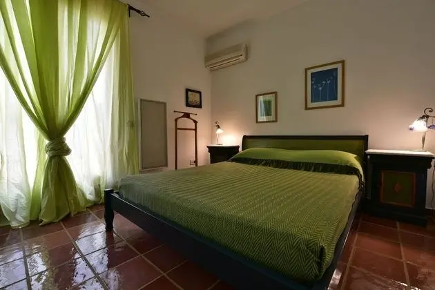 Villa, 3 Yatak Odası, Deniz Manzaralı, Denize Sıfır