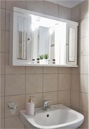 Basic Tek Büyük Yataklı Oda