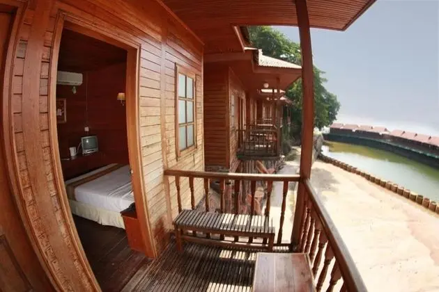 Villa, Deniz Manzaralı, Denize Bakan