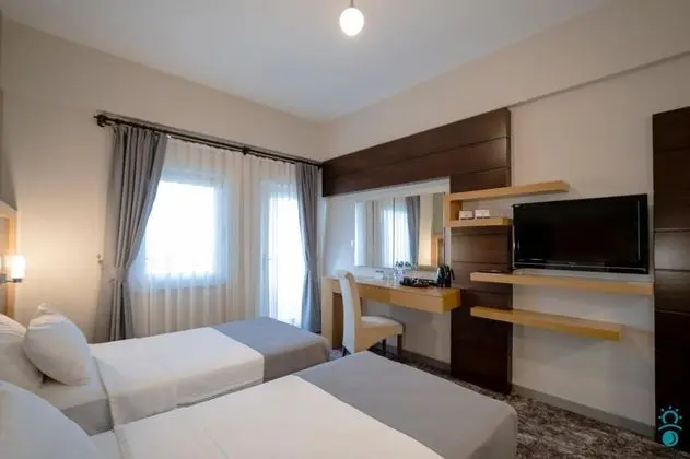 Standart Oda, Deniz veya Dağ Manzaralı