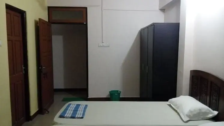 Tek Büyük Yataklı Oda, Sigara İçilebilir