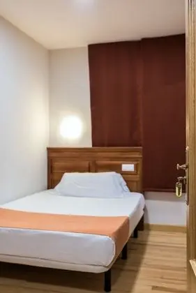 Standard Tek Büyük veya İki Ayrı Yataklı Oda