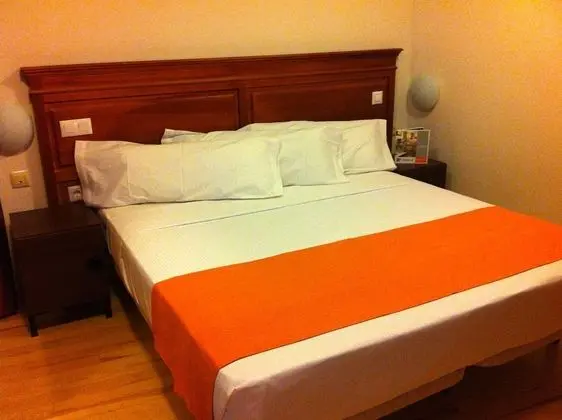 Superior Single Room, 1 Large Twin Bed, City View