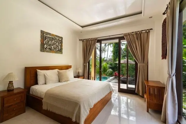 Villa, 4 Yatak Odası, Kişiye Özel Havuzlu
