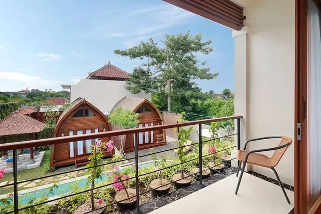 Süit, Balkon