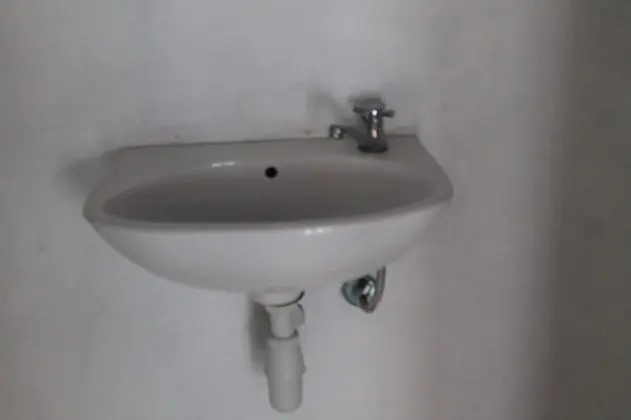 Basic Tek Büyük Yataklı Oda