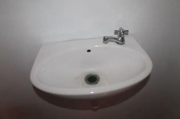 Basic Tek Büyük Yataklı Oda