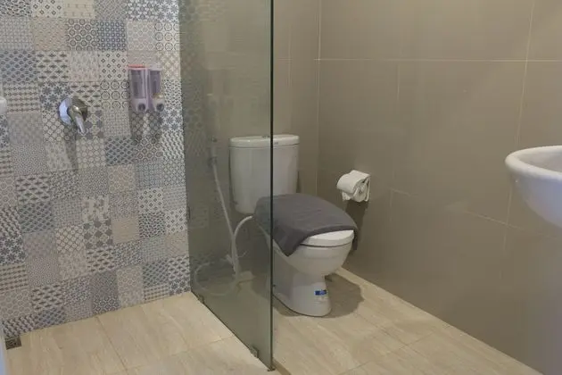 Deluxe Oda, Havuz Manzaralı