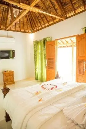Deluxe Bungalov, Bahçe Manzaralı