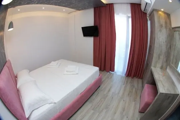 Tek Büyük Yataklı Oda, Balkon