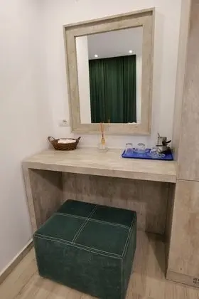 Tek Büyük Yataklı Oda, Balkon