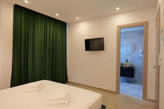 Tek Büyük Yataklı Oda, Balkon