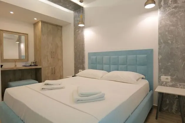 Tek Büyük Yataklı Oda, Balkon