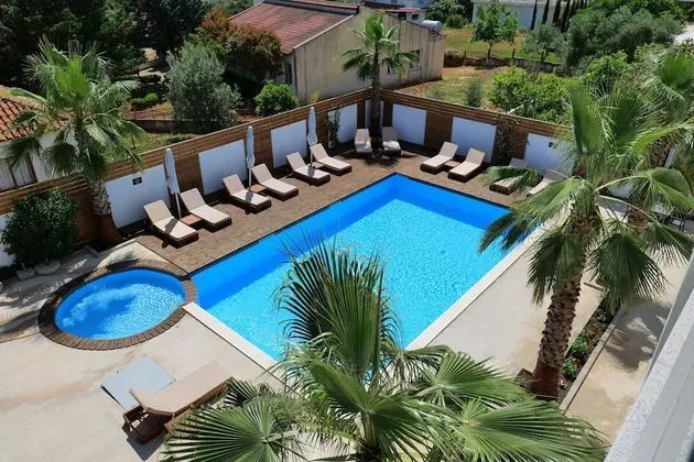 Tek Büyük Yataklı Oda, Balkon