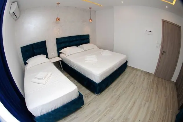 Üç Kişilik Oda, Balkon
