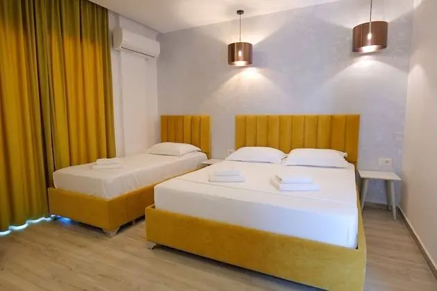 Üç Kişilik Oda, Balkon