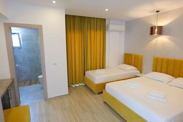 Üç Kişilik Oda, Balkon