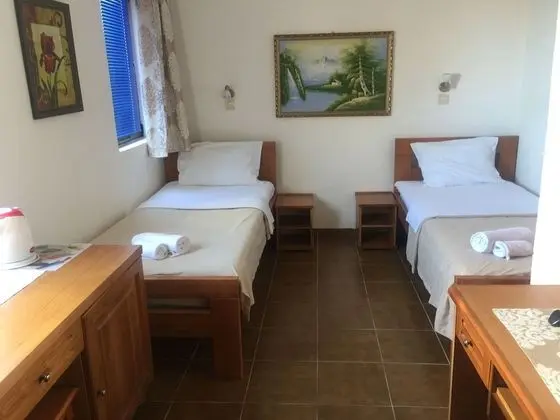 Standard Üç Kişilik Oda, Deniz Manzaralı