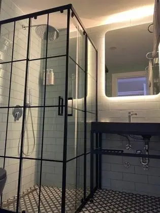 Standart Oda, Şehir Manzaralı, Balkonlu