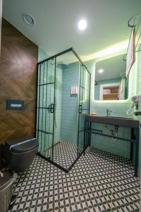 Standart Oda, Şehir Manzaralı, Balkonlu