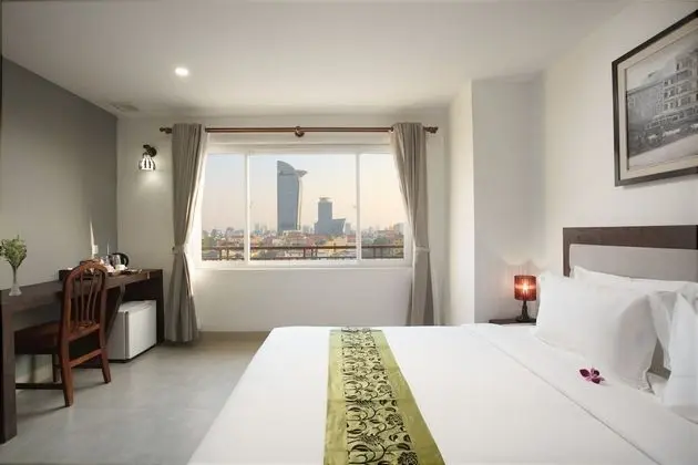 Deluxe Tek Büyük Yataklı Oda