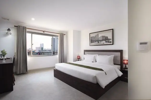 Deluxe Tek Büyük Yataklı Oda