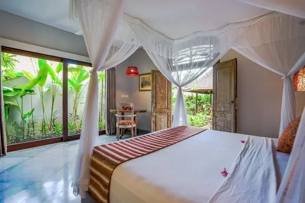 Basic Villa, Birden Çok Yatak