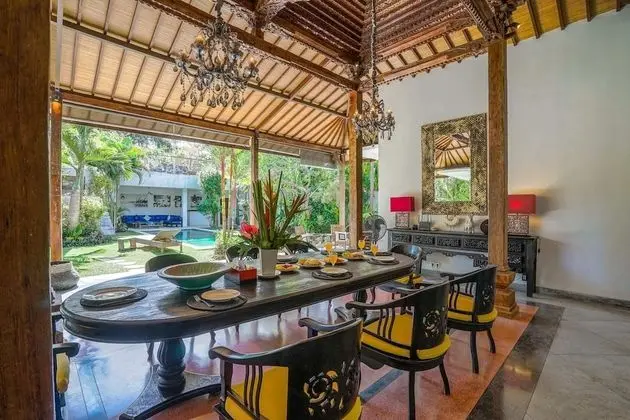 Basic Villa, Birden Çok Yatak