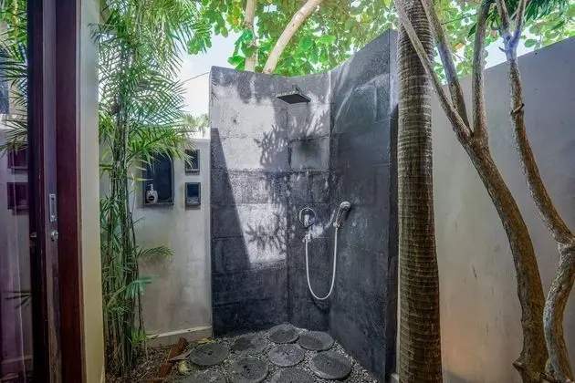Basic Villa, Birden Çok Yatak