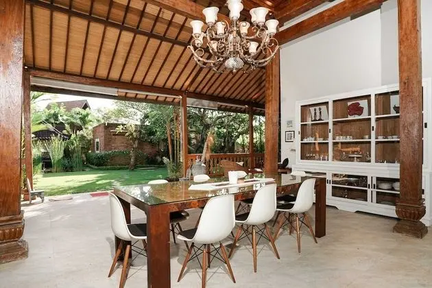 Basic Villa, Birden Çok Yatak