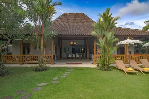 Basic Villa, Birden Çok Yatak