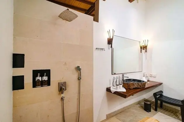 Basic Villa, Birden Çok Yatak