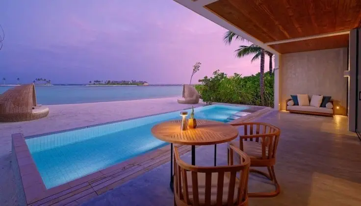 4 Bedroom Beach Villa