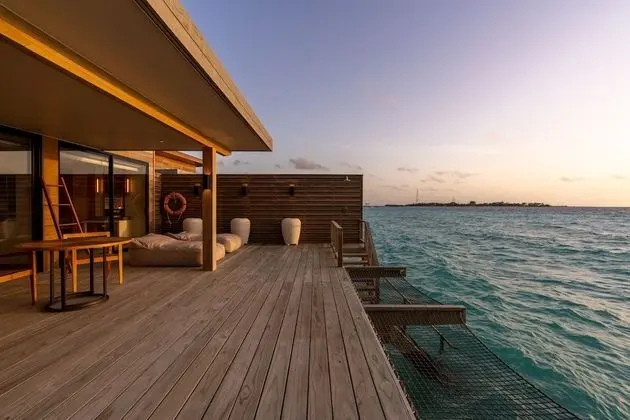 Villa (Water)