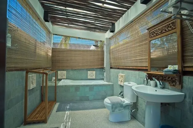 Luxury Villa (Frangipani)