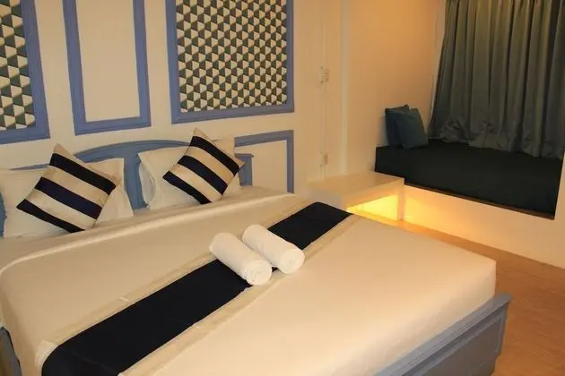 Suite Rooms with Sofa Bed