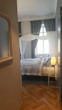 Junior Tek Büyük Yataklı Oda