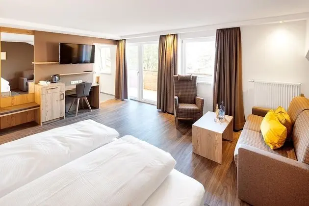 Premium Tek Büyük Yataklı Oda (Kiefer)