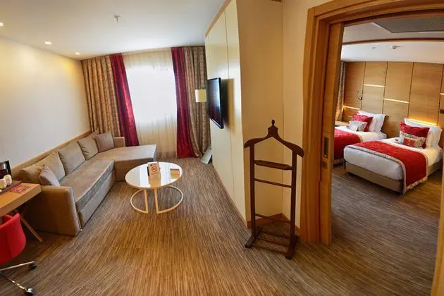 Deluxe Suit (İptal edilemez)