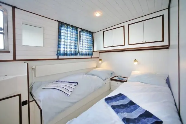 Houseboat - Kormoran 1280