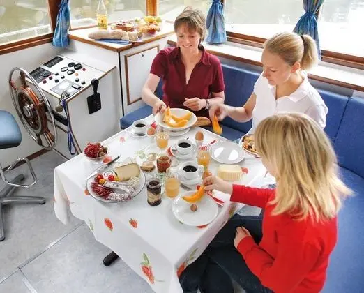 Houseboat - Kormoran 940