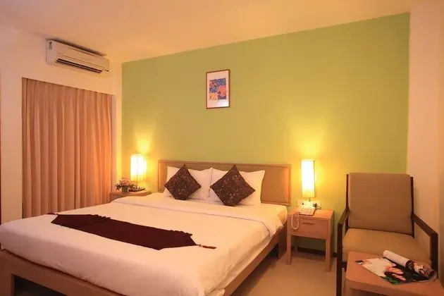 Standard room No Elevator (locate 2-3 Floor)